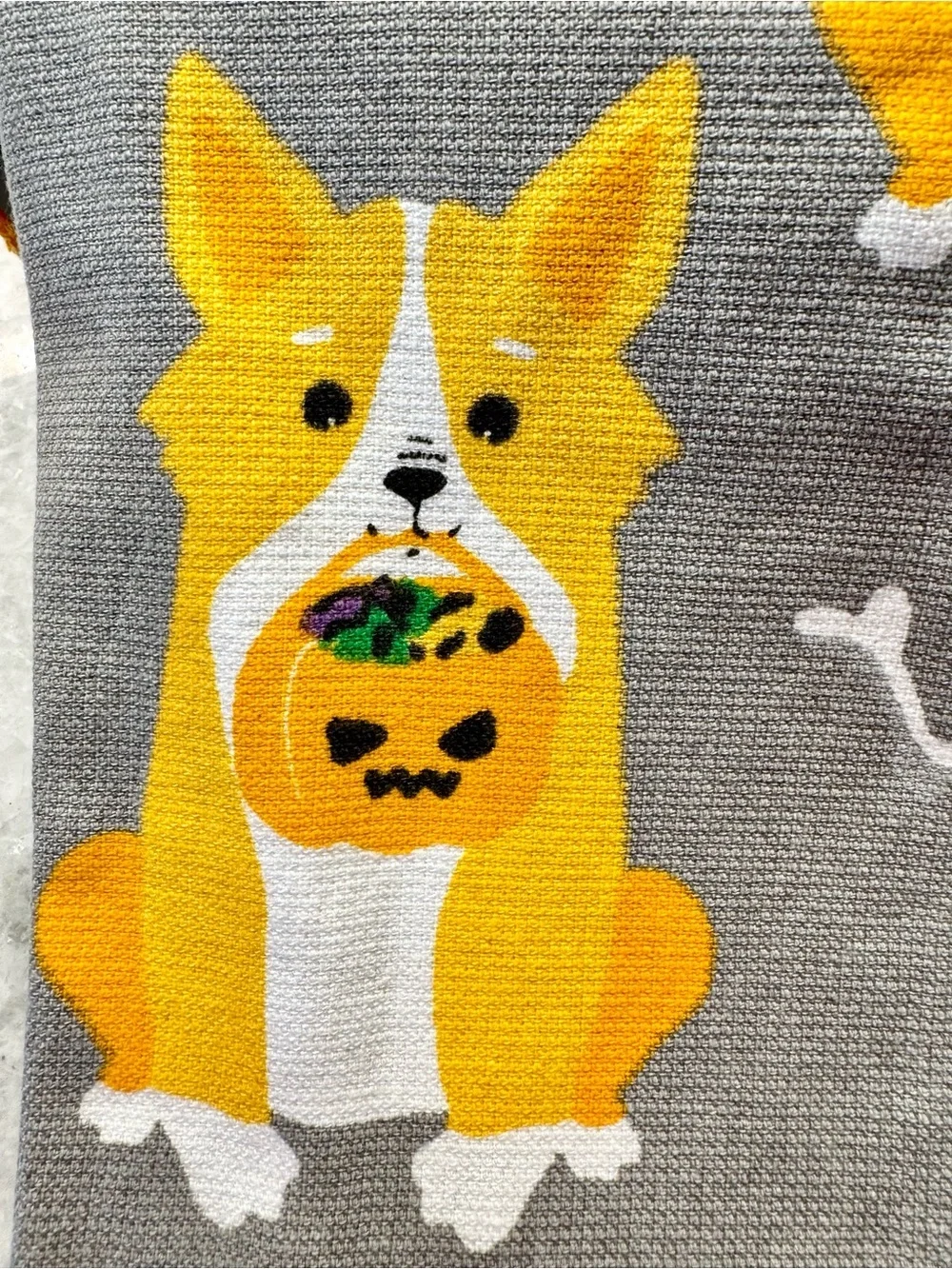 New Kassatex Halloween Pug, Corgi, Bulldog, Dog Kitchen Towels 4Pc Set 26 x 16”